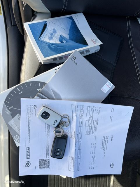 Toyota Iq 2011 photo 4