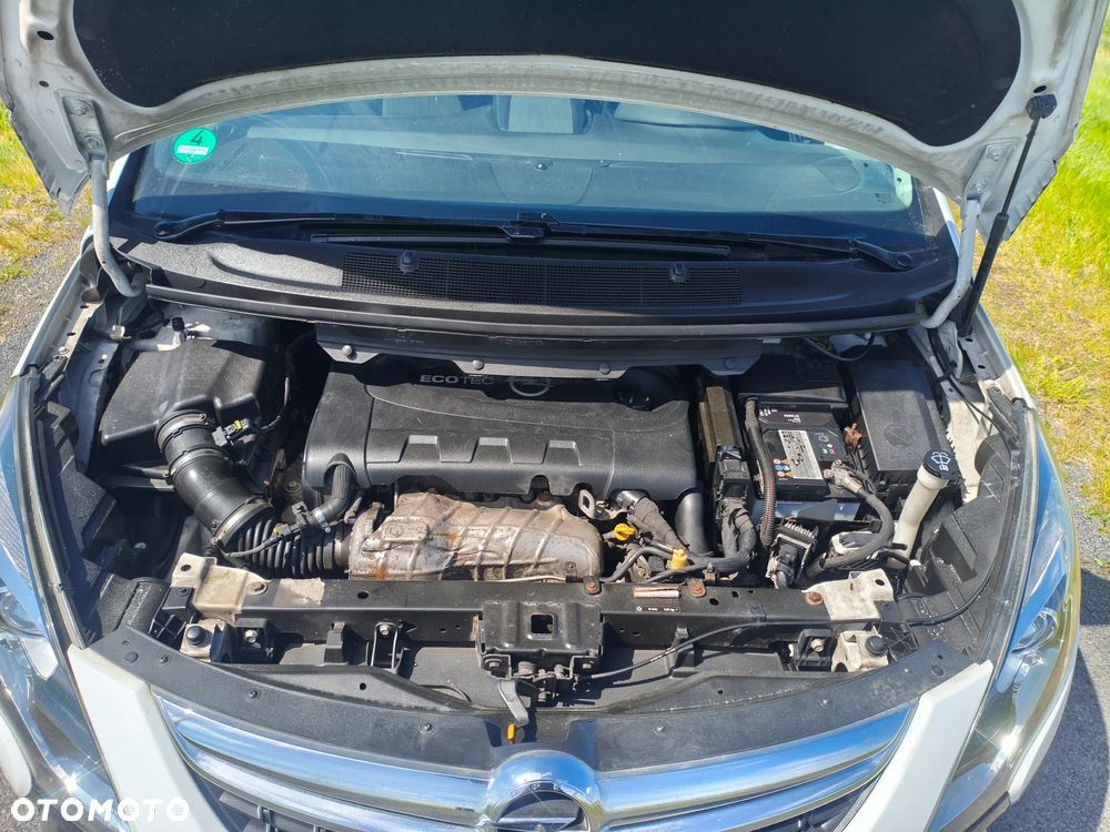 Ford Kuga 2.0 TDCi 2x4 Titanium - 23