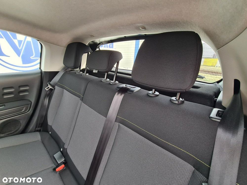 Citroën C3 1.2 PureTech Shine EAT6 - 28