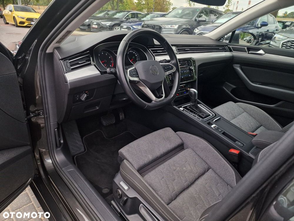 Volkswagen Passat Variant - 12