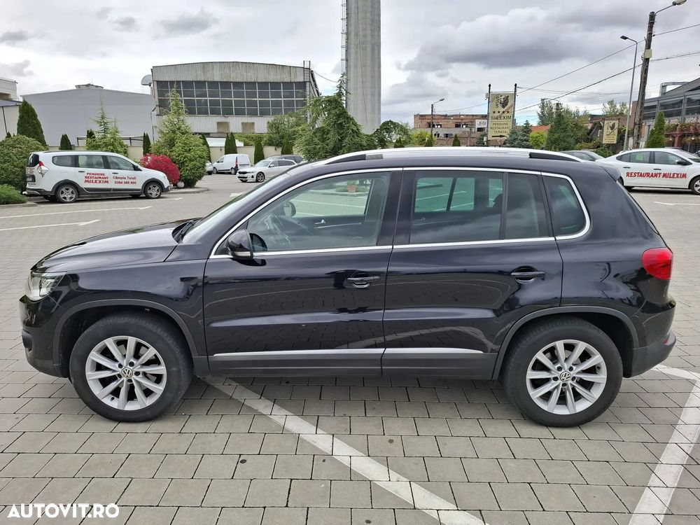 Volkswagen Tiguan 2.0 TDI SCR 4MOTION BlueMotion Technology DSG Exclusive - 10