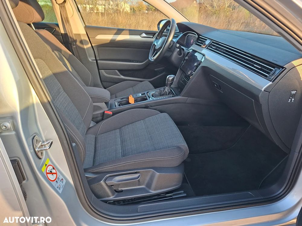 Volkswagen Passat 2.0 TDI SCR DSG Business - 13