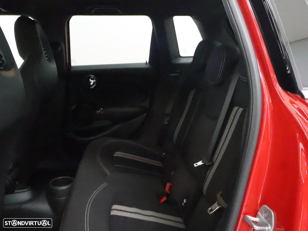 MINI 5 Portas Cooper Auto - 5