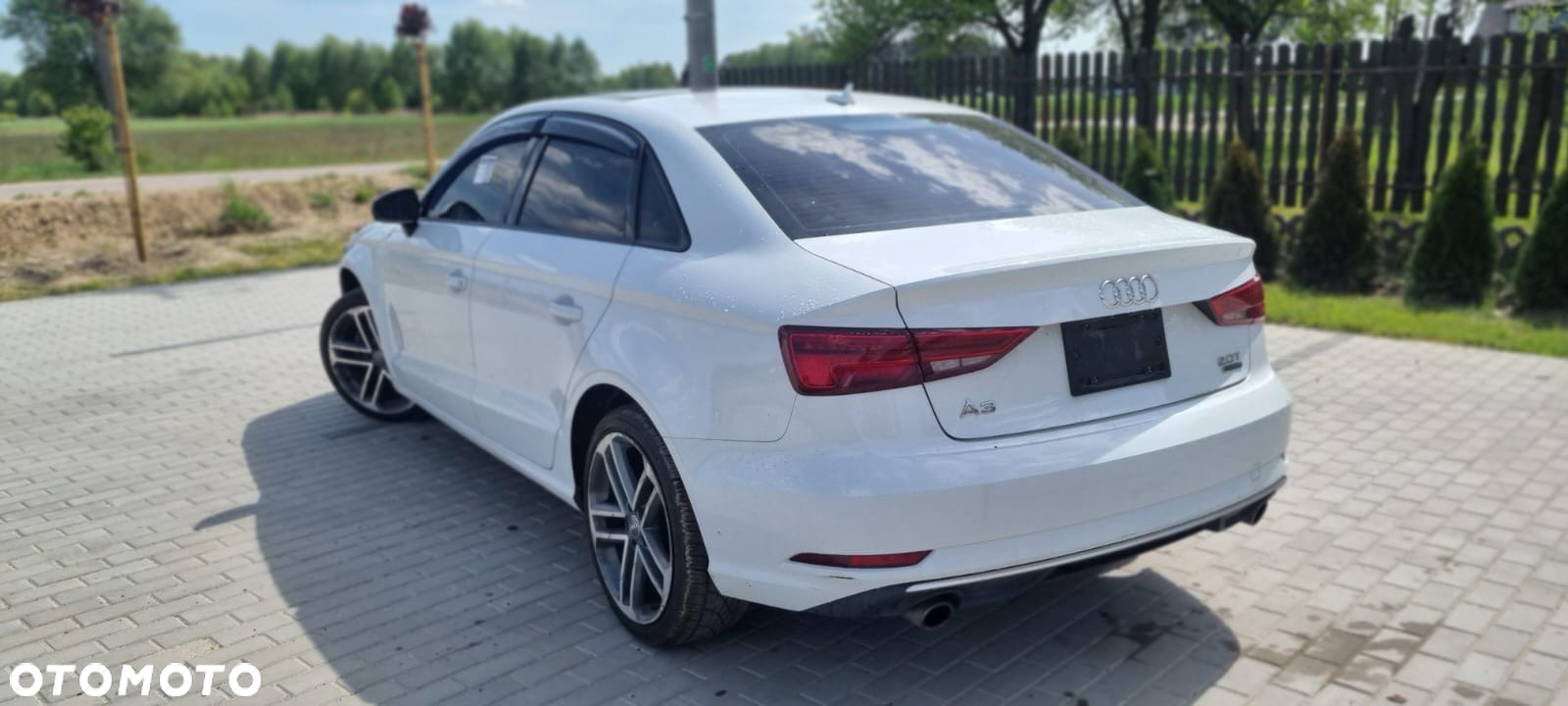 Audi A3 2.0 TFSI Sportback quattro S tronic design - 4