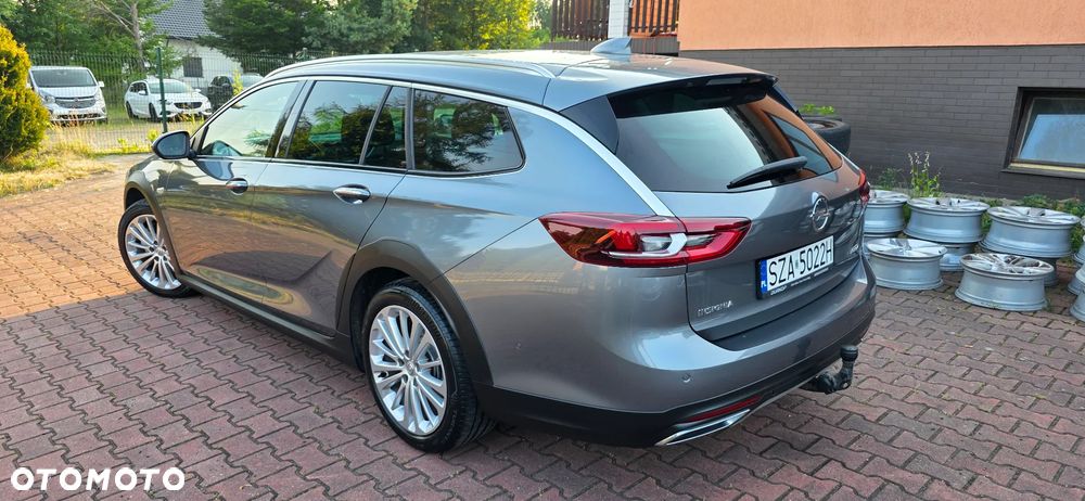 Opel Insignia CT 2.0 CDTI 4x4 Exclusive S&S - 4