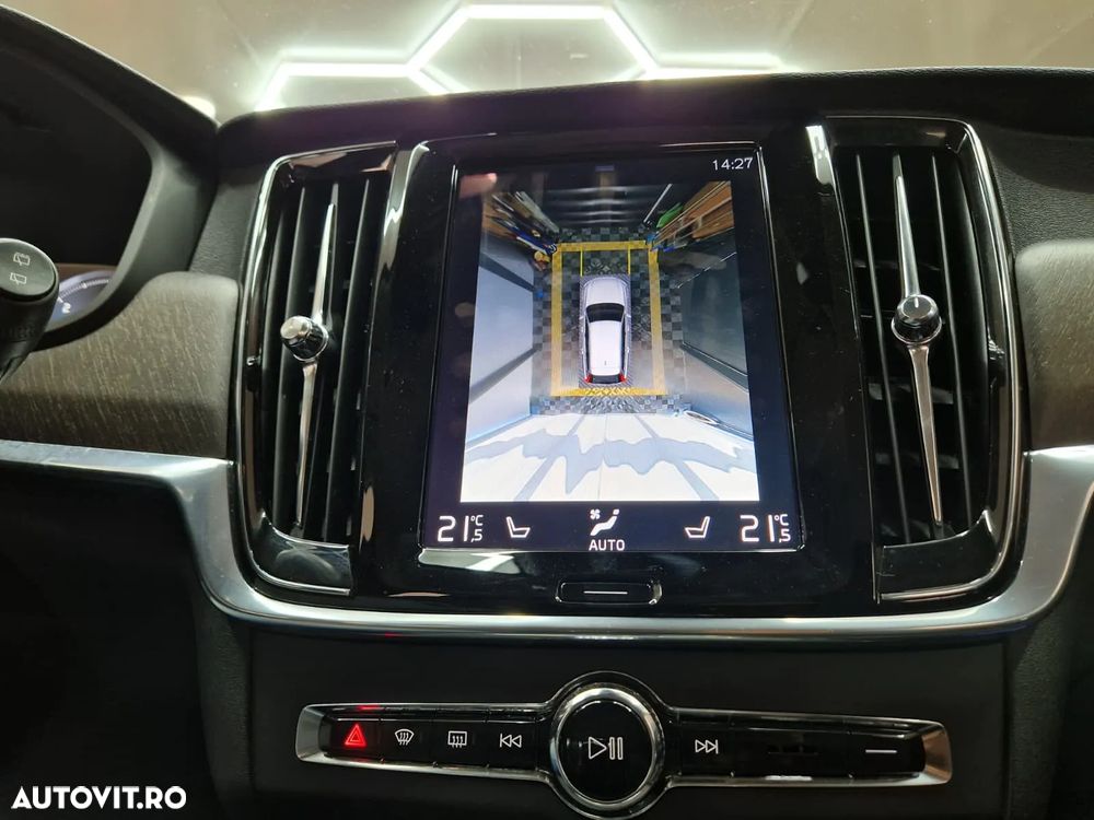 Volvo V90 Cross Country D5 AWD Geartronic - 29