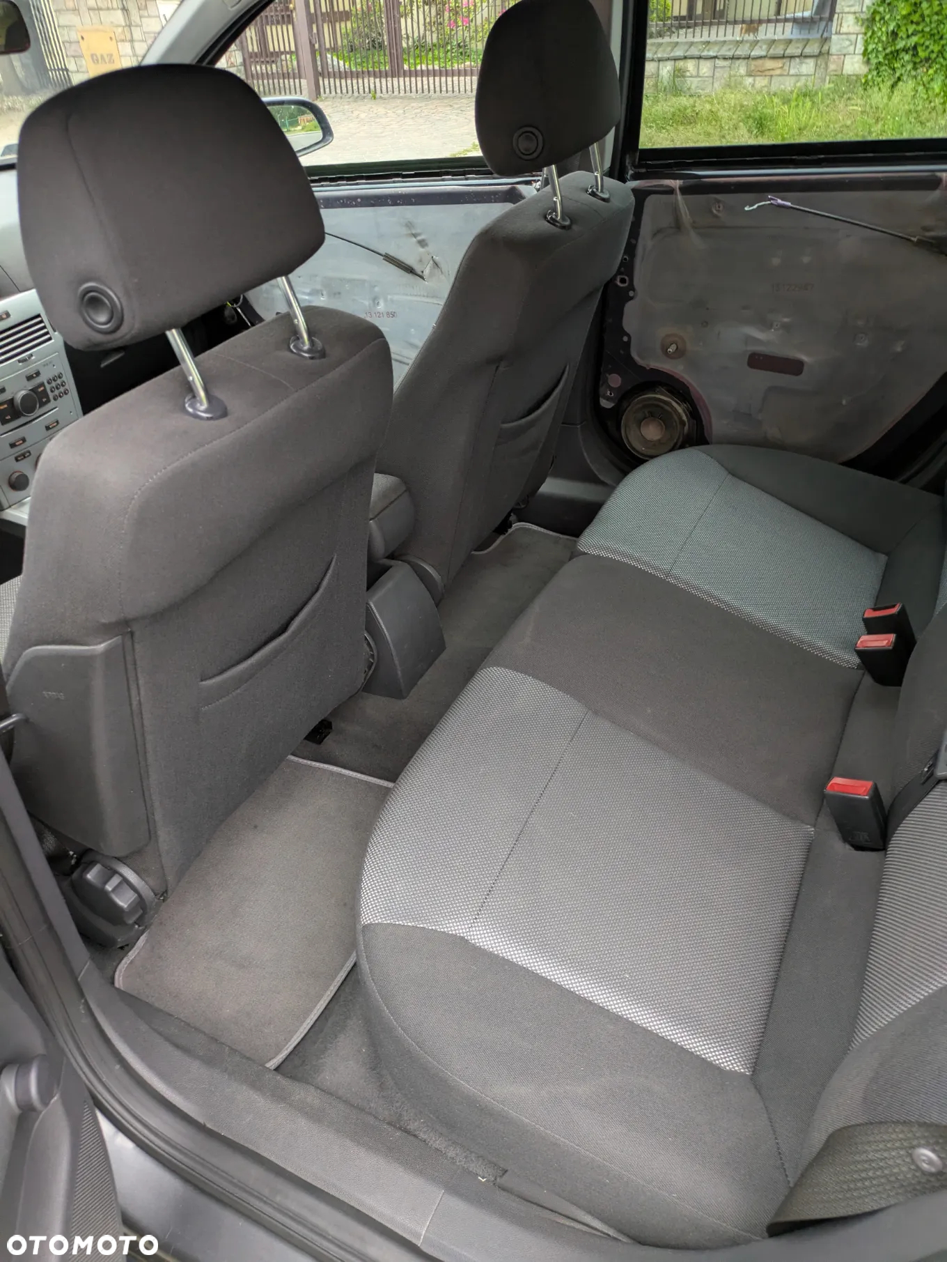 Opel Astra III 1.9 CDTI Essentia - 11