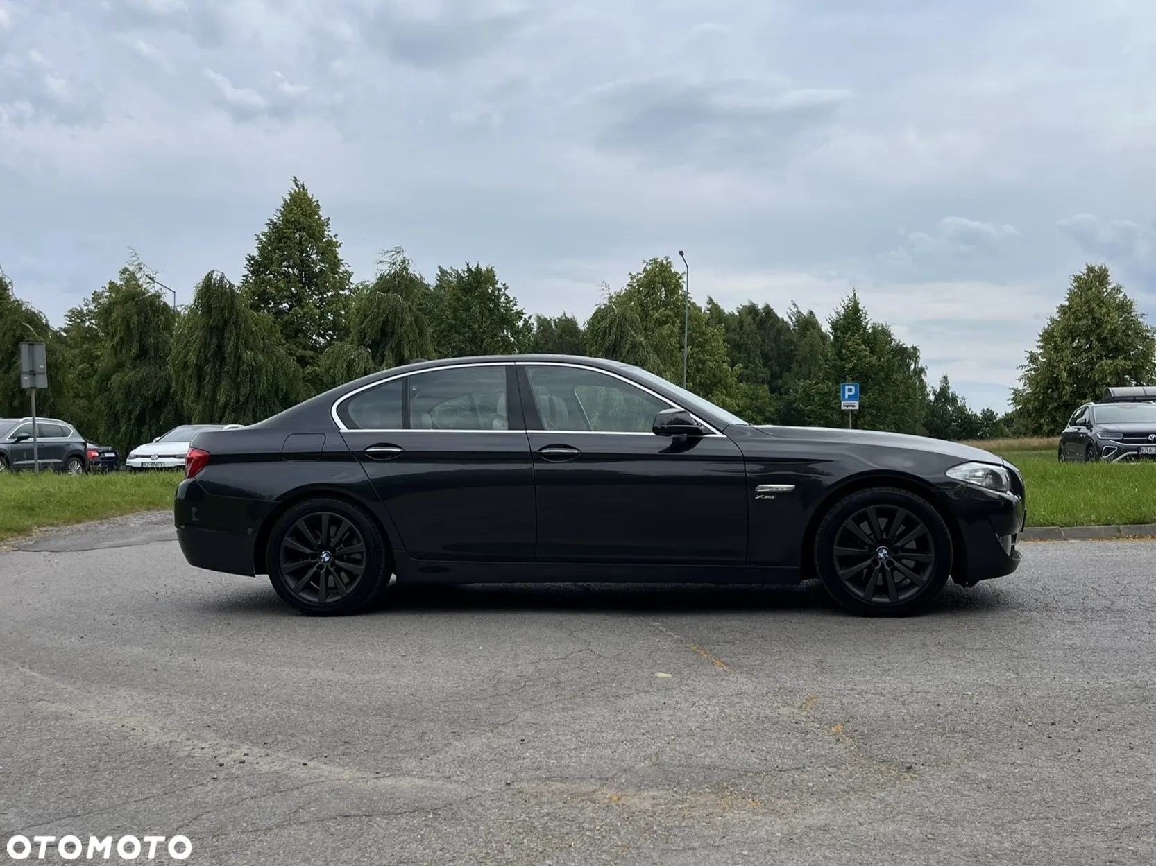 BMW Seria 5 530d xDrive - 10
