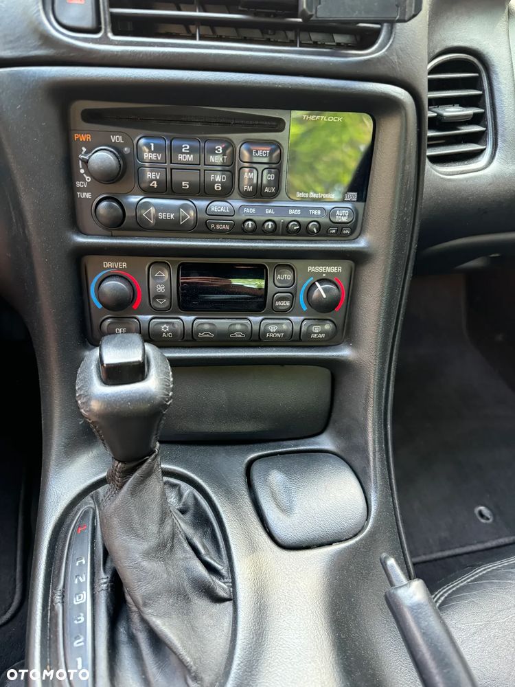 Chevrolet Corvette 5.7 - 22