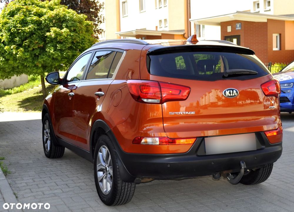 Kia Sportage 2.0 CRDI 4WD Attract - 13