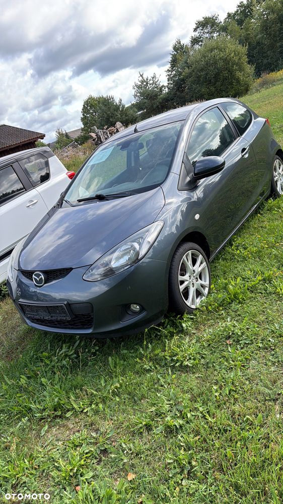 Mazda 2 - 5