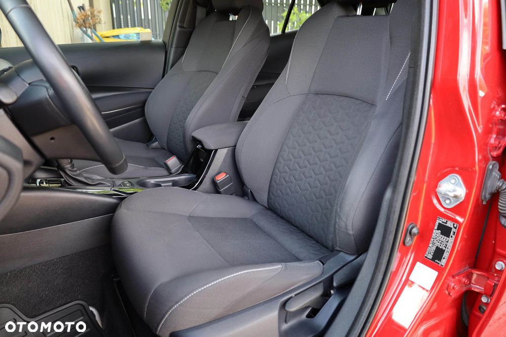 Toyota Corolla 1.8 Hybrid Comfort - 30