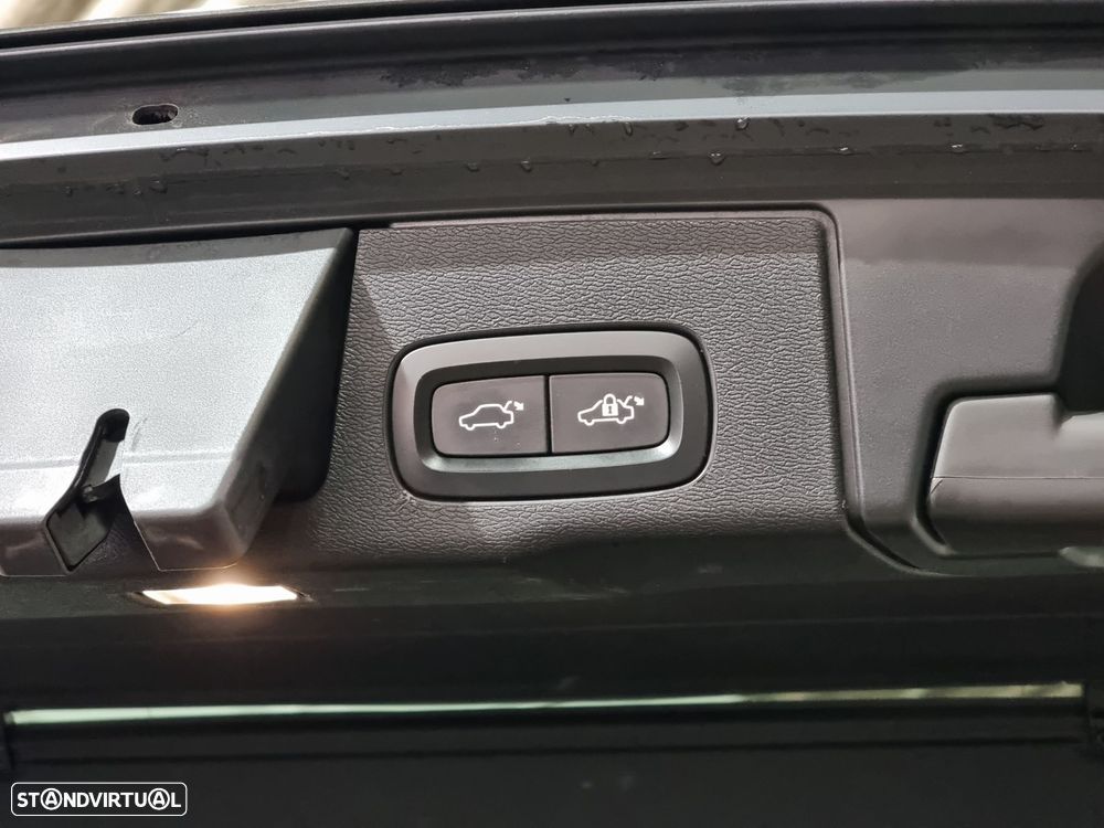 Volvo XC 60 2.0 D4 Inscription Geartronic - 33