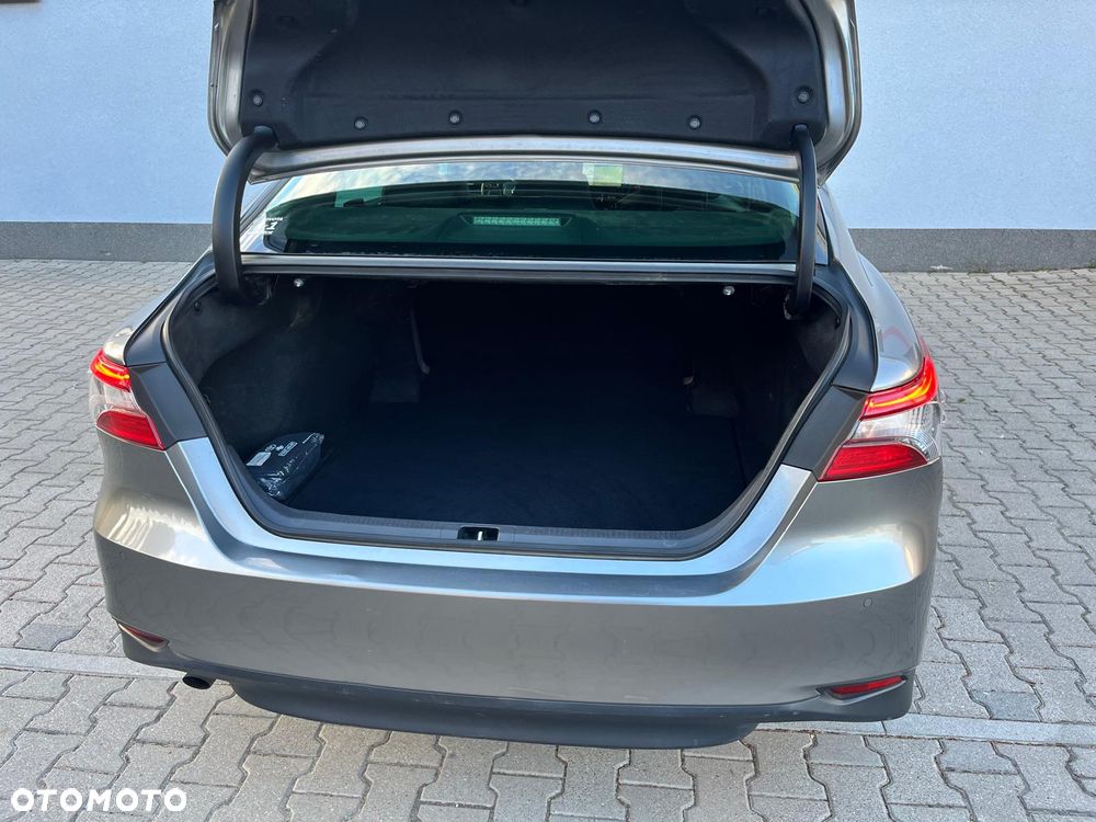 Toyota Camry 2.5 Hybrid Prestige CVT - 37