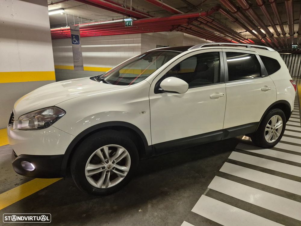 Nissan Qashqai +2 1.5 dCi Tekna Premium 17 - 2