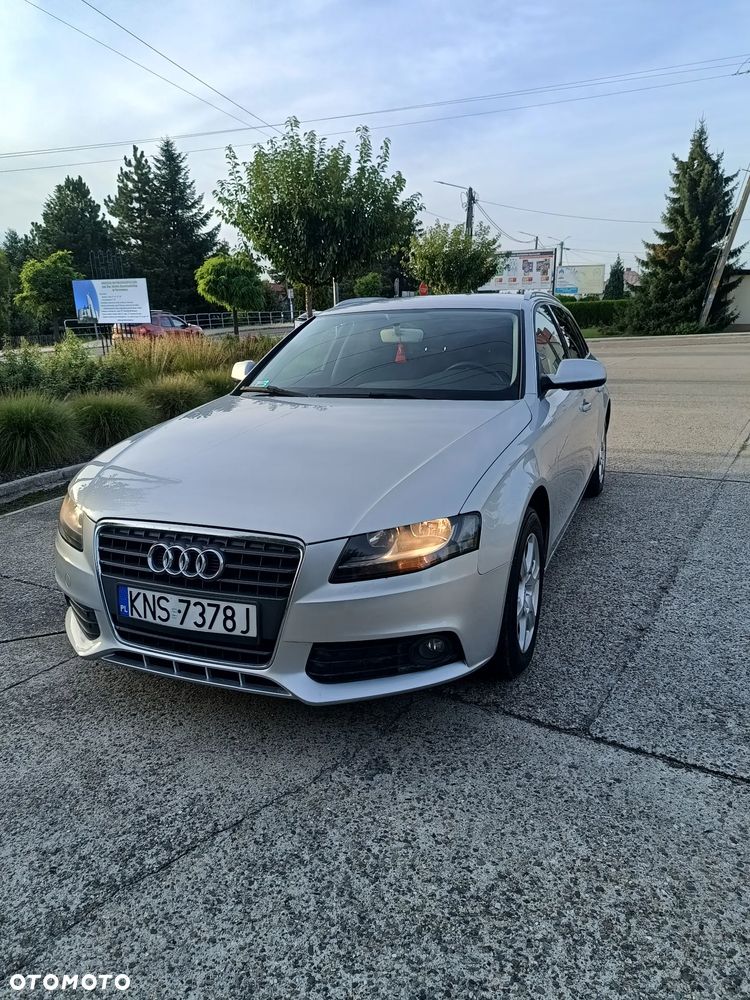 Audi A4 Avant - 1