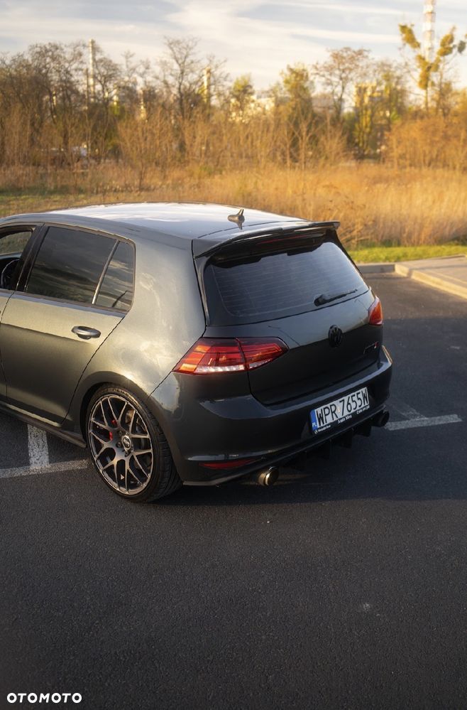 Volkswagen Golf 2.0 TSI BMT GTI DSG - 10