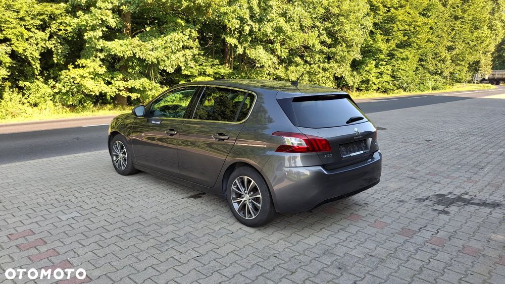 Peugeot 308 1.2 PureTech Allure S&S EAT6 - 11