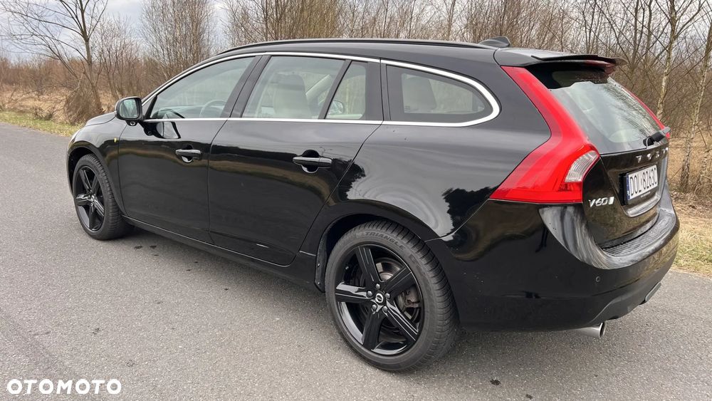 Volvo V60 DRIVe Summum - 5