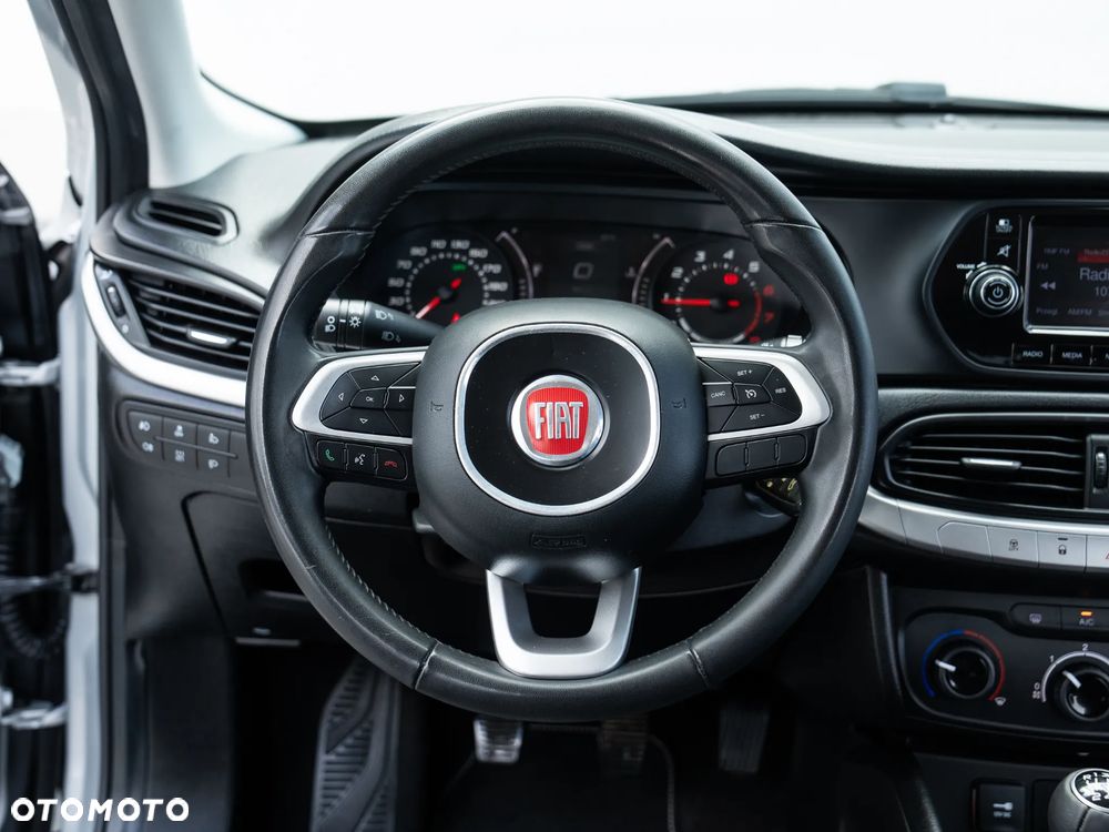 Fiat Tipo 1.4 T-Jet Lounge - 23