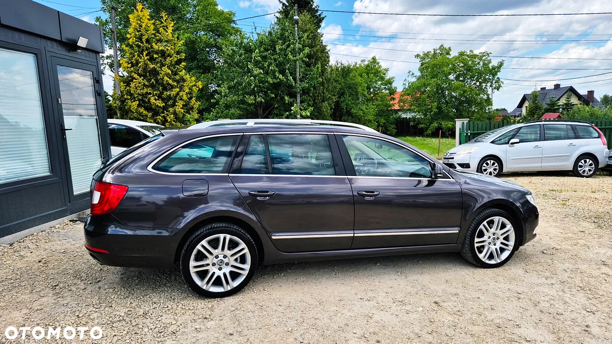 Skoda Superb 2.0 TSI Business DSG - 14