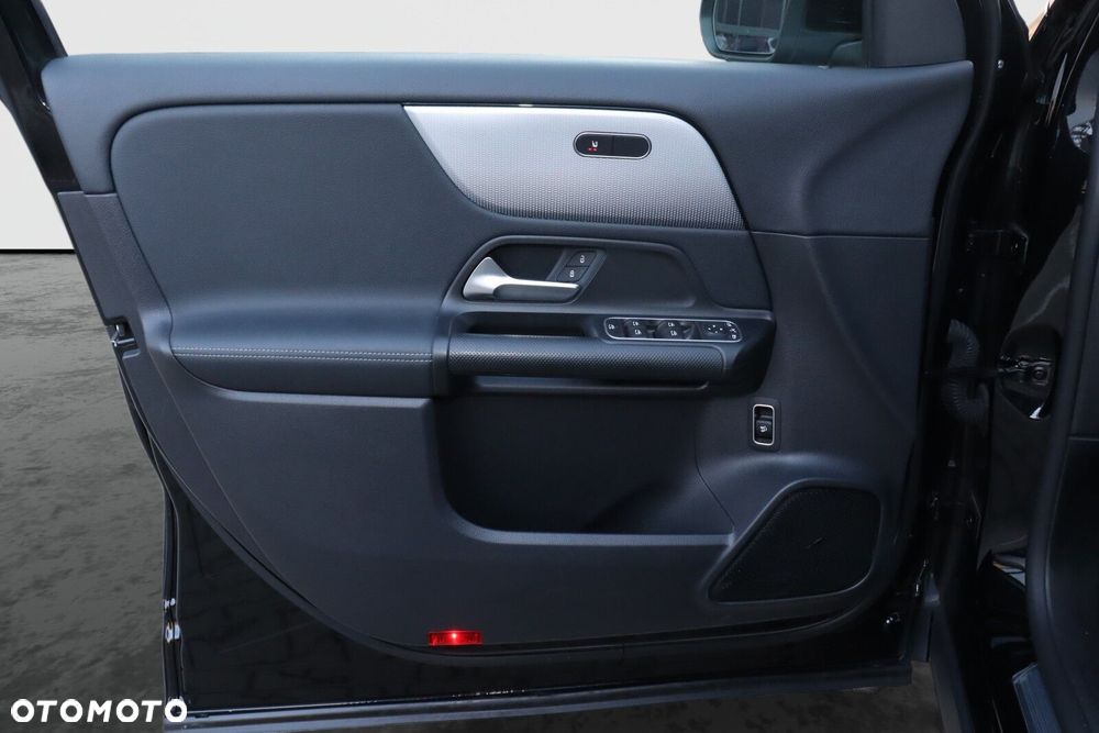 Mercedes-Benz GLA 200 Style - 7