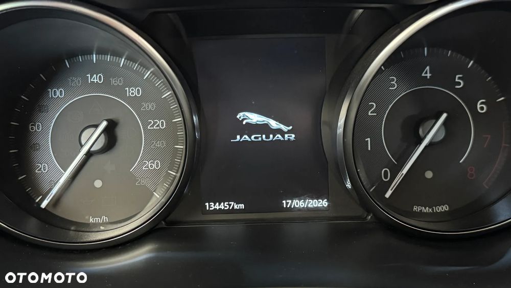 Jaguar E-Pace 2.0 i4P AWD S - 16