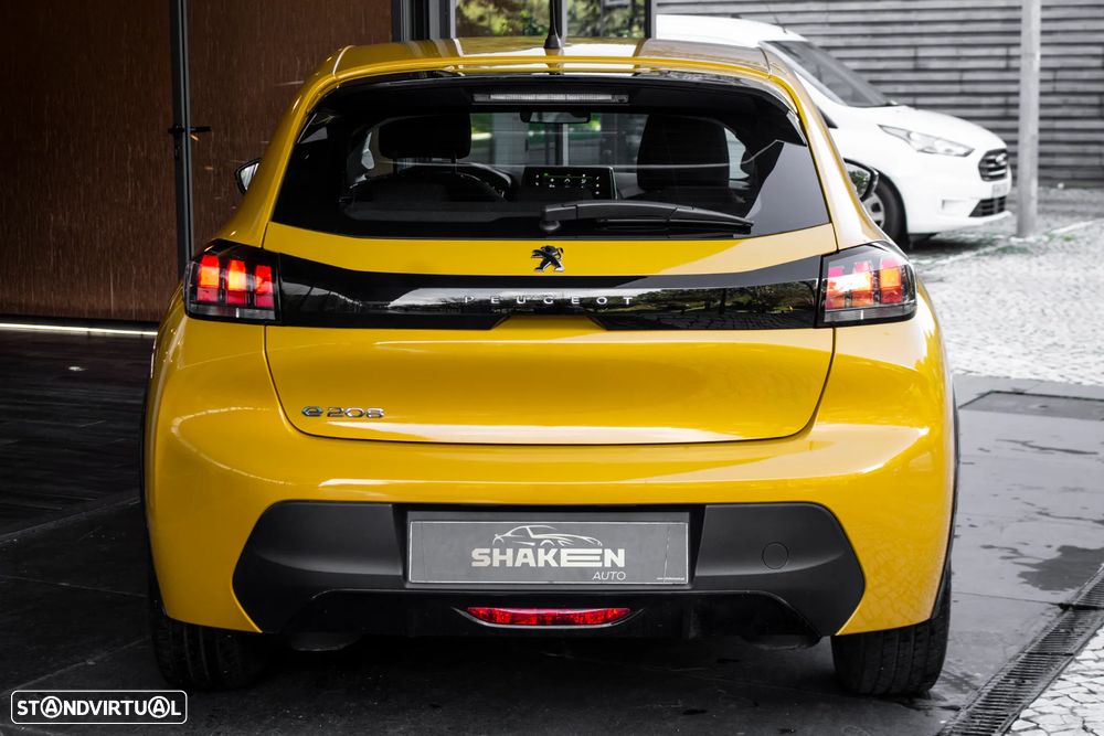 Peugeot e-208 Active Pack - 10