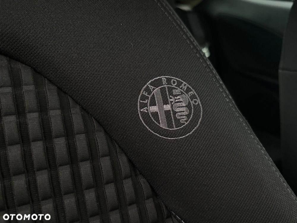 Alfa Romeo Mito - 7