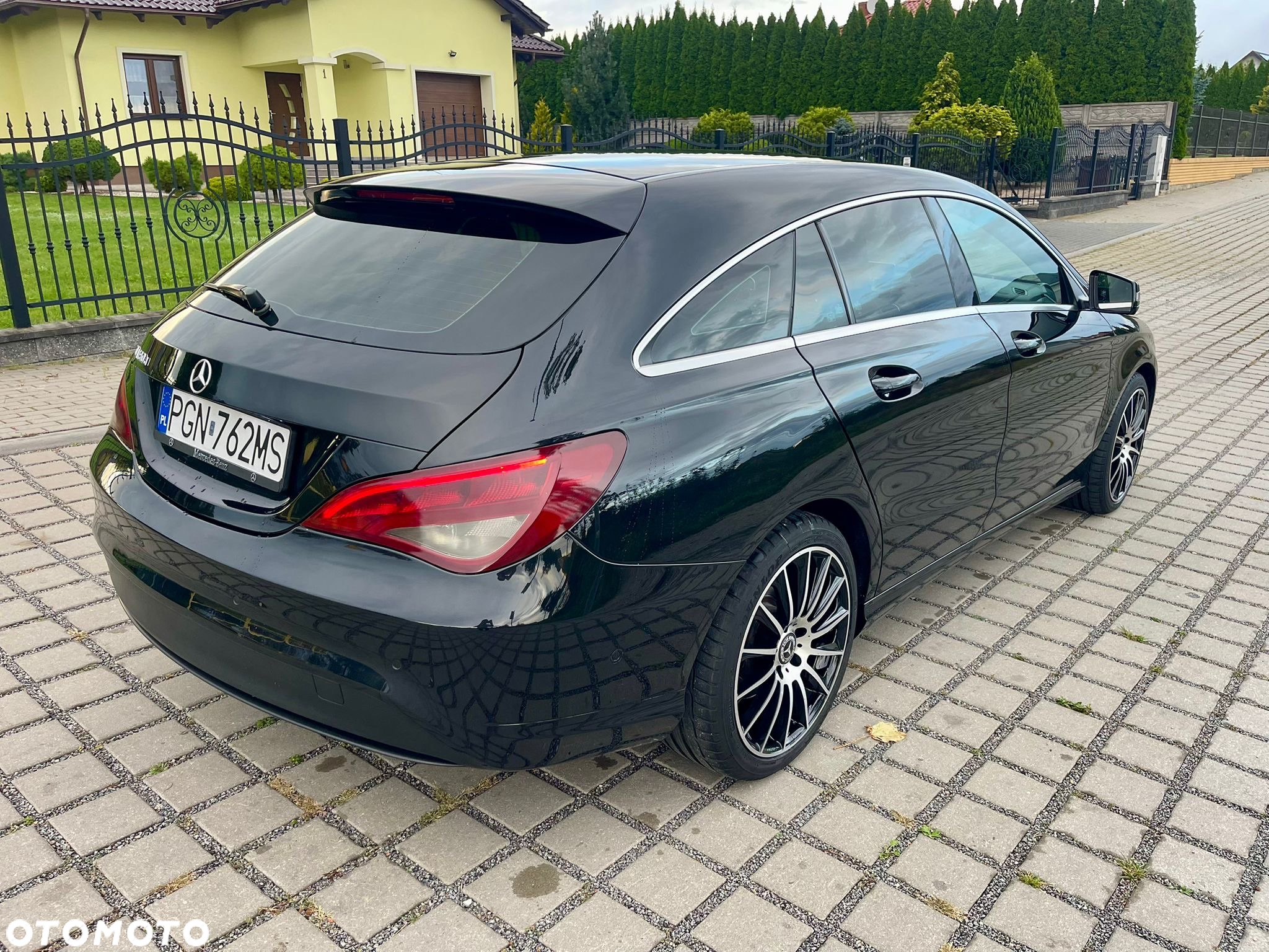 Mercedes-Benz CLA - 4