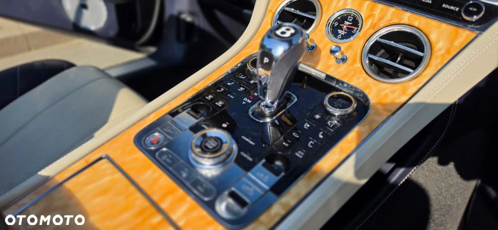 Bentley Continental GT V8 S Convertible - 19