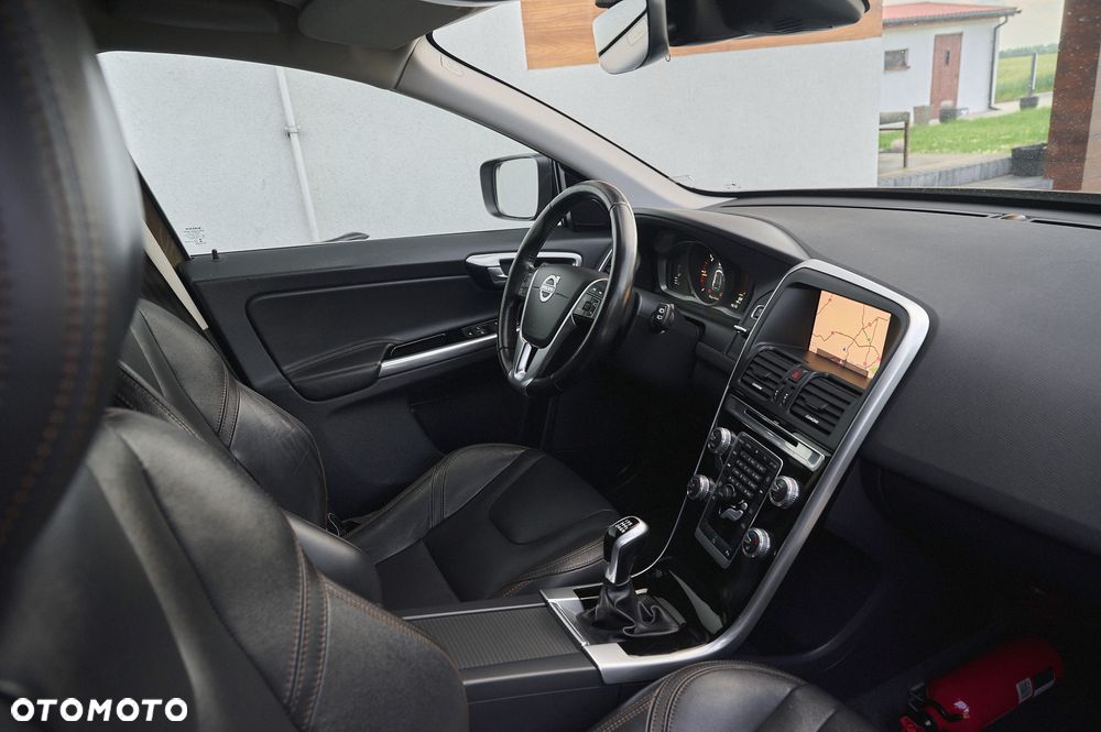 Volvo XC 60 D3 Summum - 33