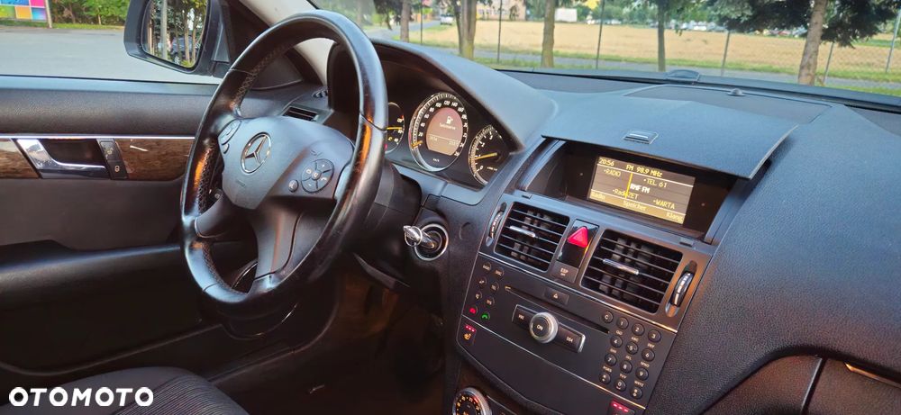 Mercedes-Benz Klasa C 200 Kompressor Elegance - 23