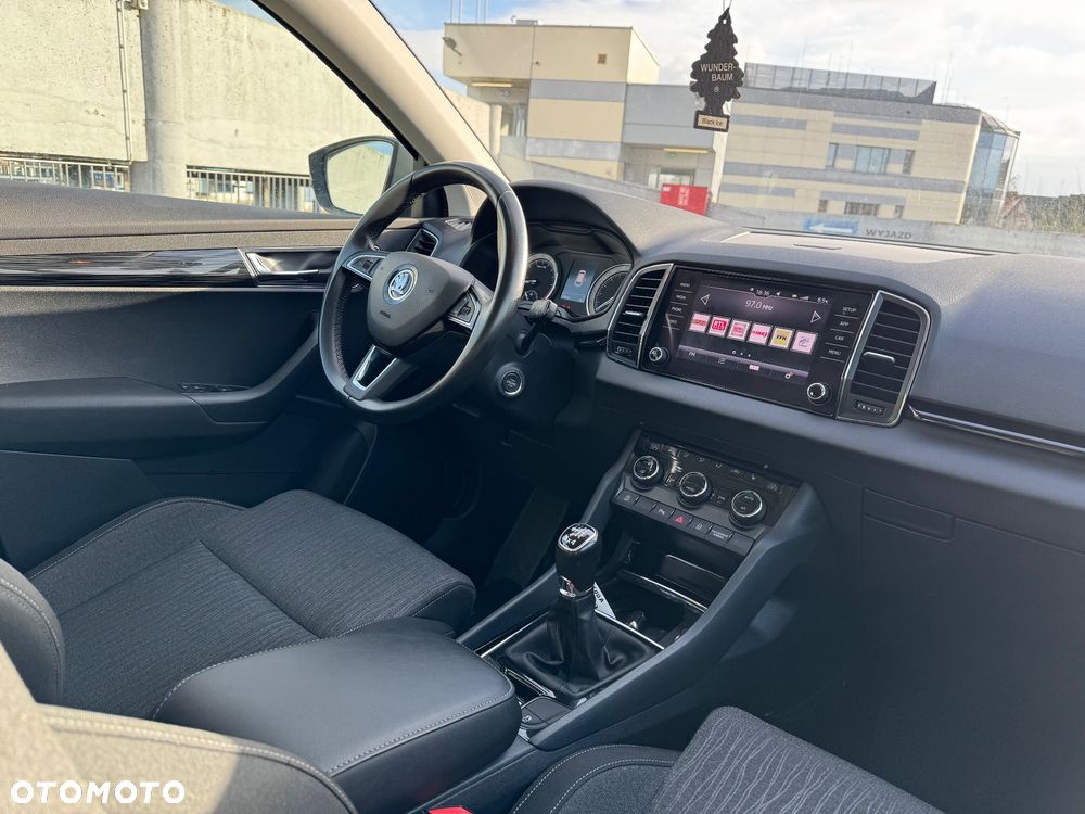 Skoda Karoq 2.0 TDI SCR 4x4 Sportline - 10