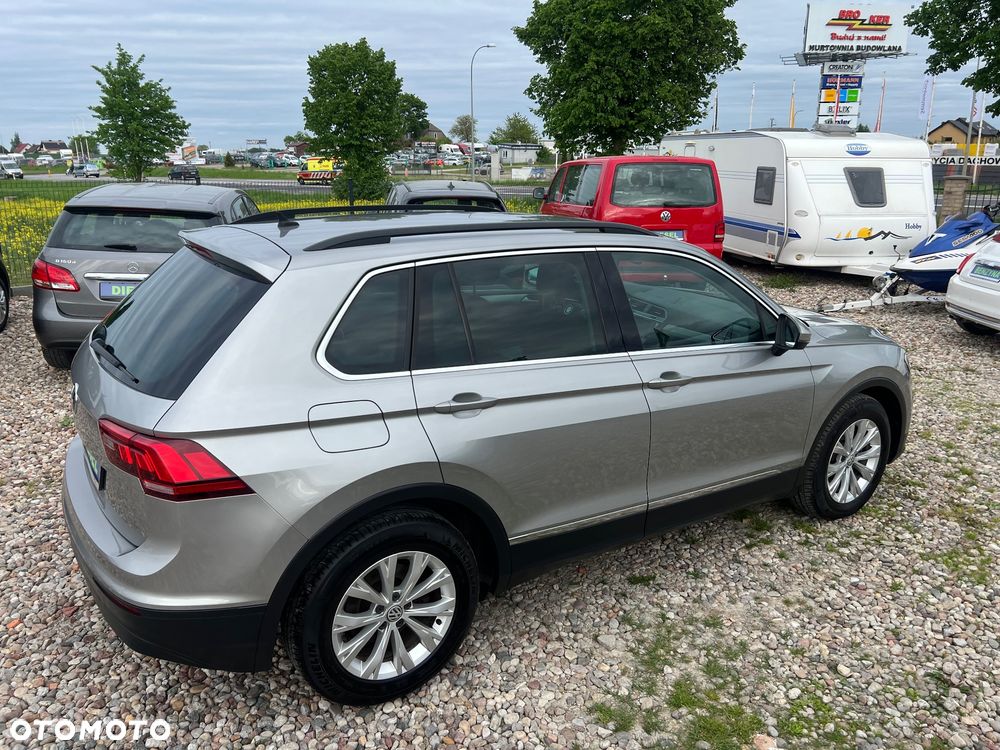Volkswagen Tiguan - 9