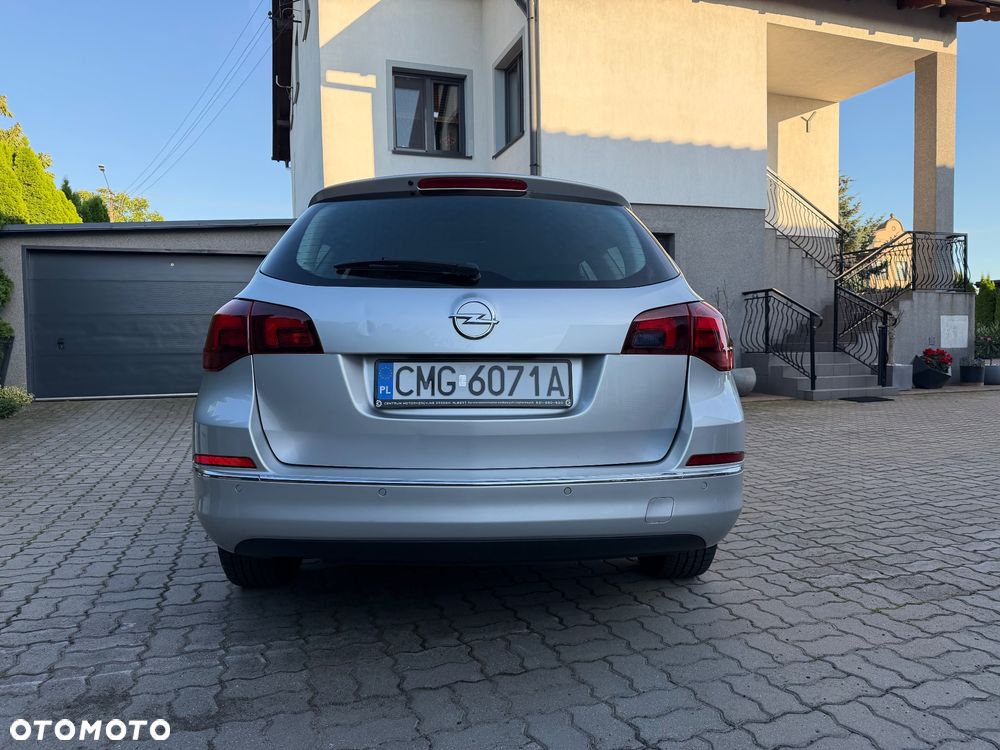Opel Astra 1.4 T Cosmo - 12