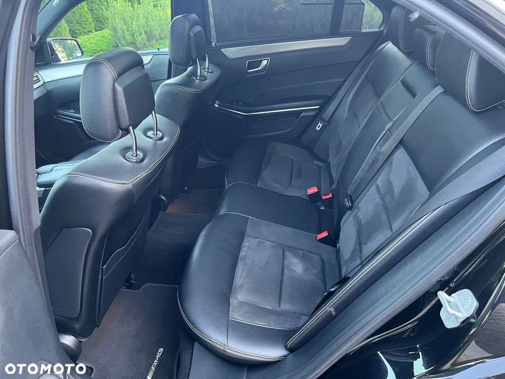 Mercedes-Benz Klasa E 250 CDI DPF BlueEFFICIENCY 7G-TRONIC Avantgarde - 29