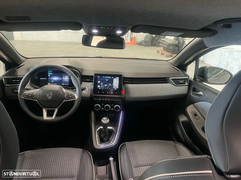 Renault Clio 1.0 TCe Techno Bi-Fuel - 9