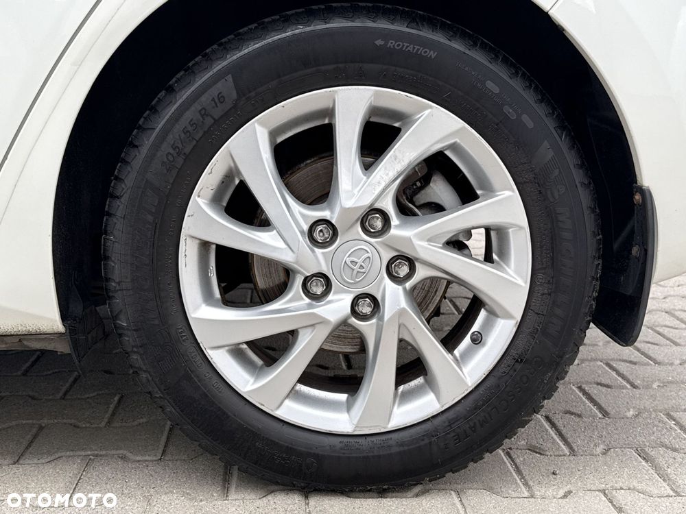 Toyota Auris - 26