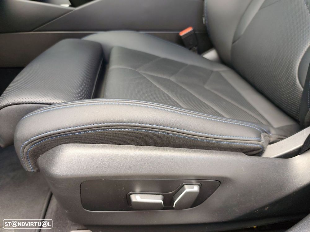 BMW 530 e Pack Desportivo M - 15