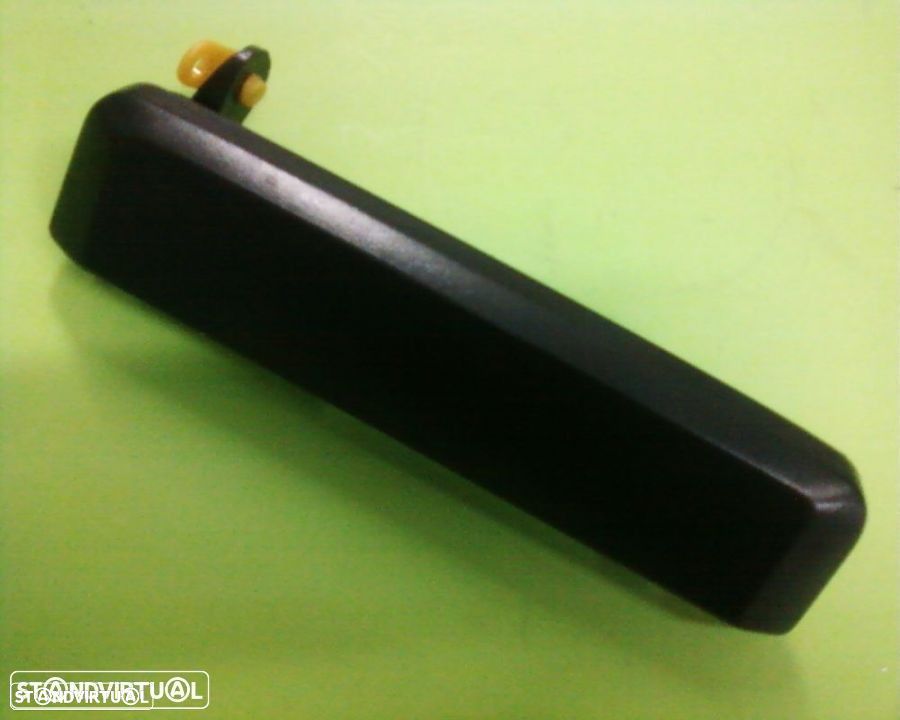 Puxador Punho Pega da porta Nissan D21 (NOVOS) - 1