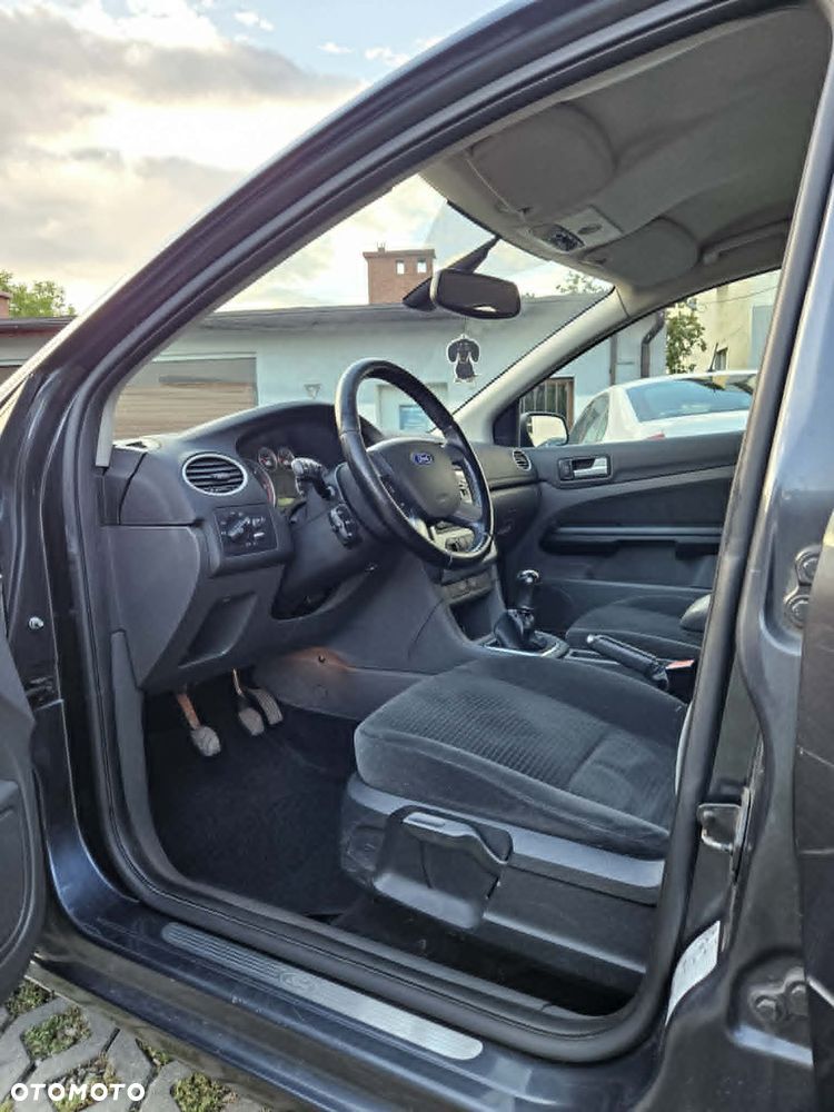 Ford Focus 1.6 TDCi Trend + - 6