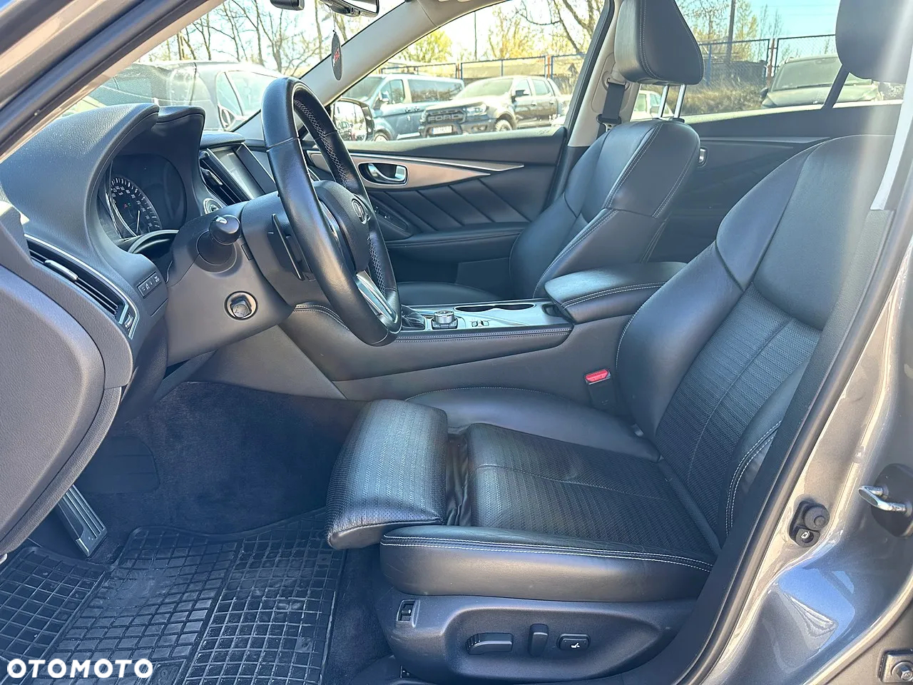 Infiniti Q50 2.0t Premium - 6
