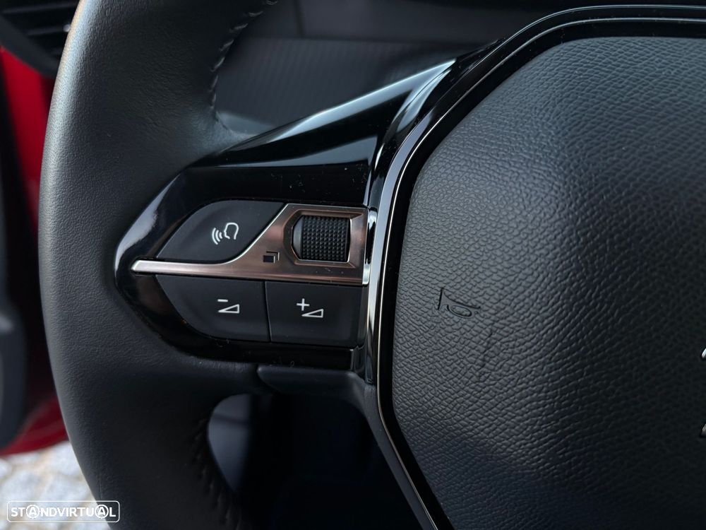 Peugeot e-208 50 kWh Allure Pack - 12