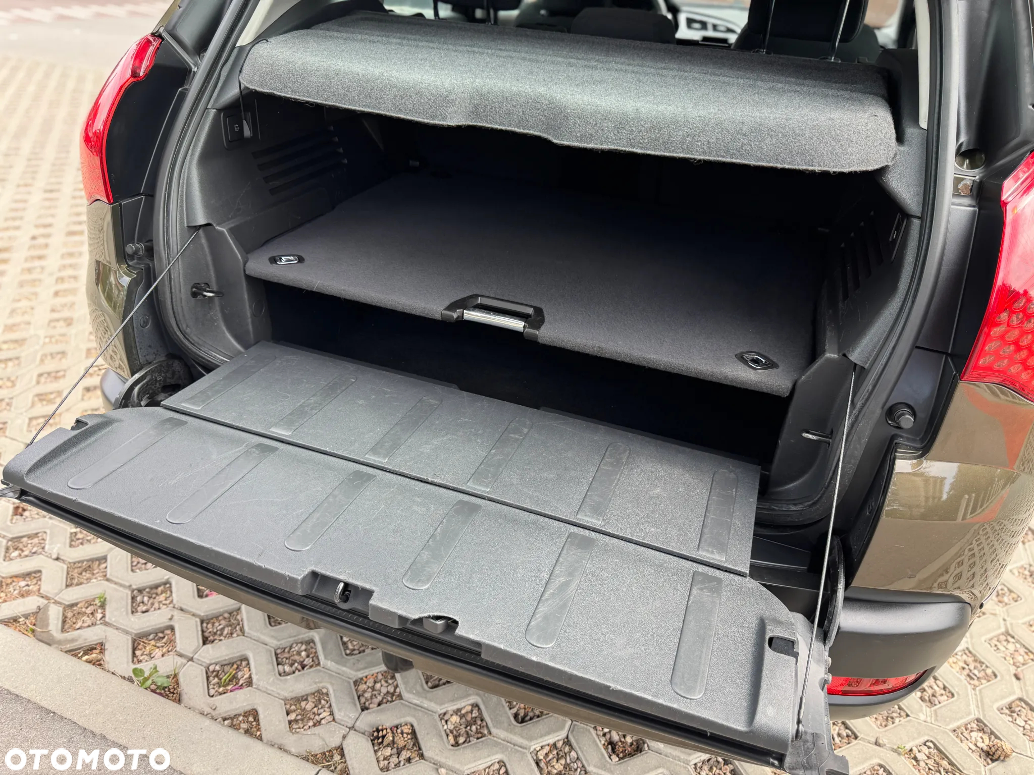 Peugeot 3008 1.6 HDi Active - 25