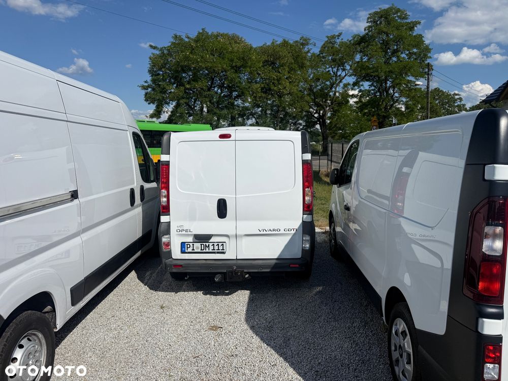 Opel Vivaro - 30