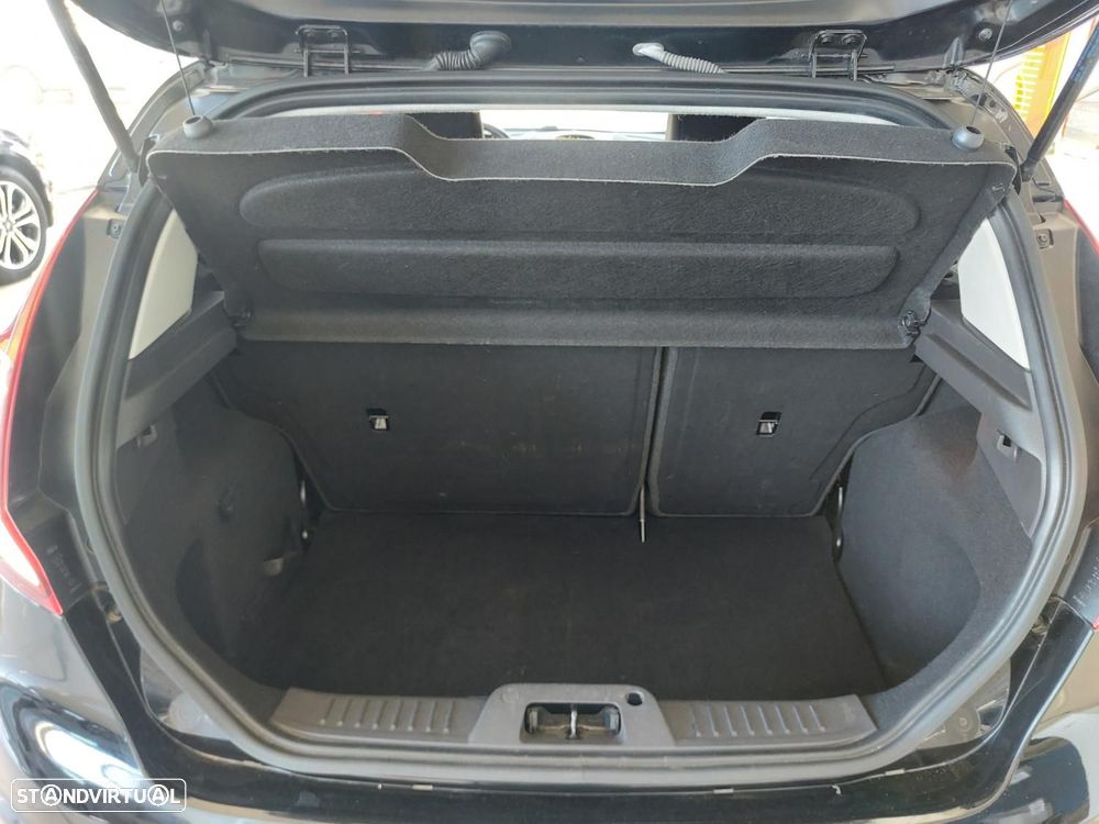 Ford Fiesta 1.0 Ti-VCT Trend - 36
