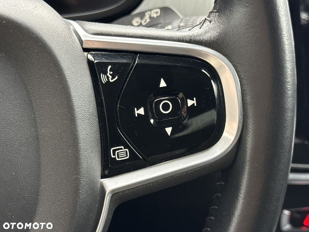 Volvo V90 D3 Momentum - 16