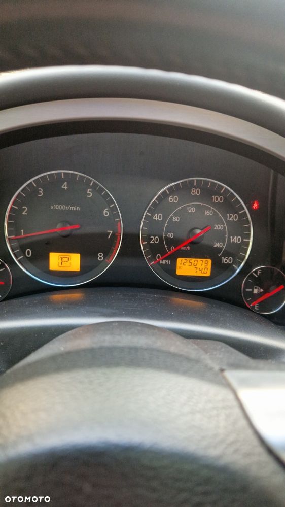 Infiniti FX - 8