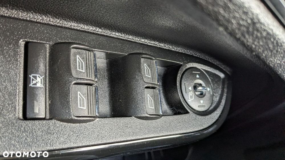 Ford B-MAX - 33